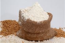 Đắp mặt nạ cám gạo làm trắng da trị nám