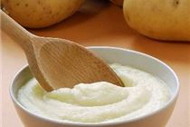 Đắp mặt nạ khoai tây sống giúp da thêm đẹp