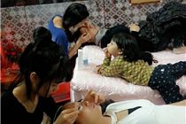 Mi lụa và mi tơ, mi chùm khác nhau ở điểm nào?