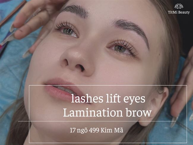 có thêm dịch vụ uốn mi lashes lift và định hình chân mày lamination cho mọi người thêm xinh