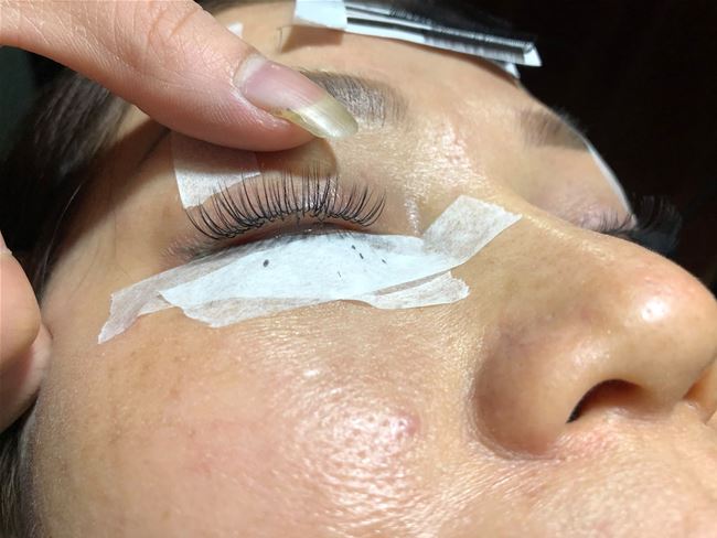 Nối mi BẮc cầu sợi tóc qua làm mi đều đẹp bất chấp mi thưa trống