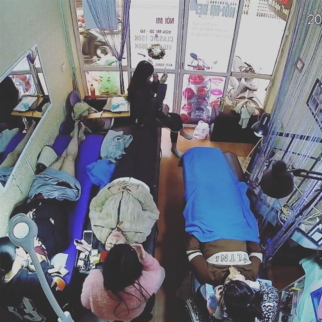 không gian nối mi nhỏ xinh và ấm áp tại Tít Mi