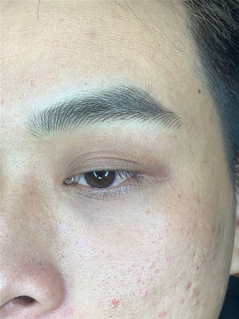 kỹ thuật tạo sợi chân mày hairstrock phù hợp với cả nam và nữ