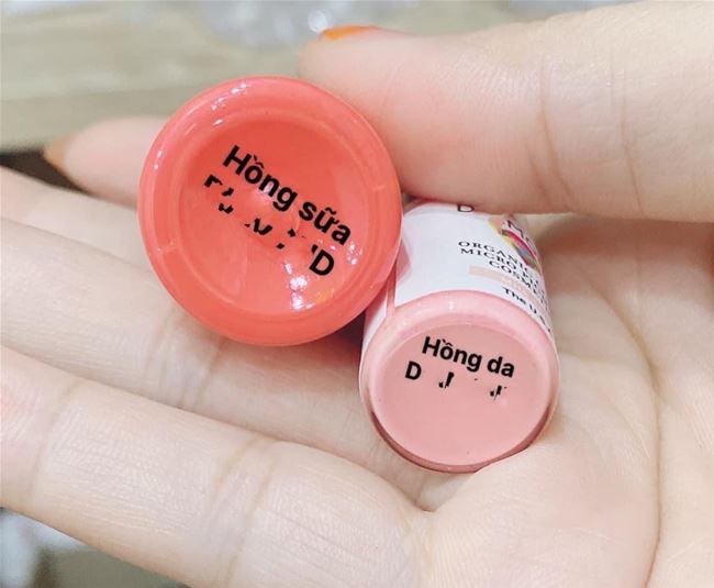 màu mực phun hồng nhũ hoa tuyệt đối phải nhẹ nhàng màu mực phun hồng nhũ hoa tuyệt đối phải nhẹ nhàng